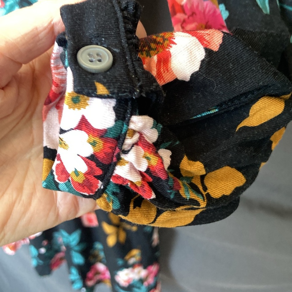 LOFT dress black with Floral Print with back cut out 6P 6 petite casual party - Picture 12 of 17
